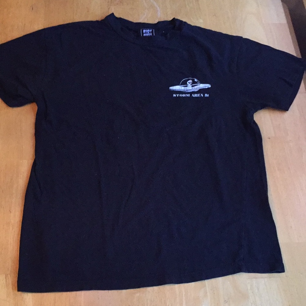 Save my homes t-shirt size S in good condition